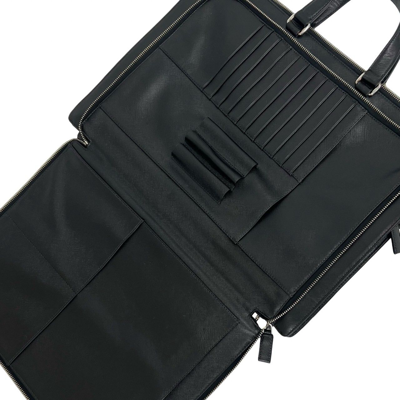 極 美品 袋付き PRADA プラダ 三角ロゴ 金具 サフィアーノ レザー 本革