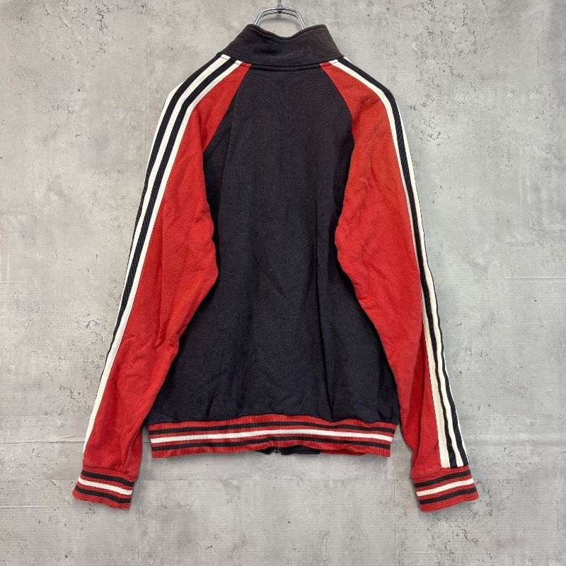 https://assets.mercari-shops-static.com/-/large/plain/2JXmLzuYqz6ZvxBQgGTyaQ.jpg@jpg