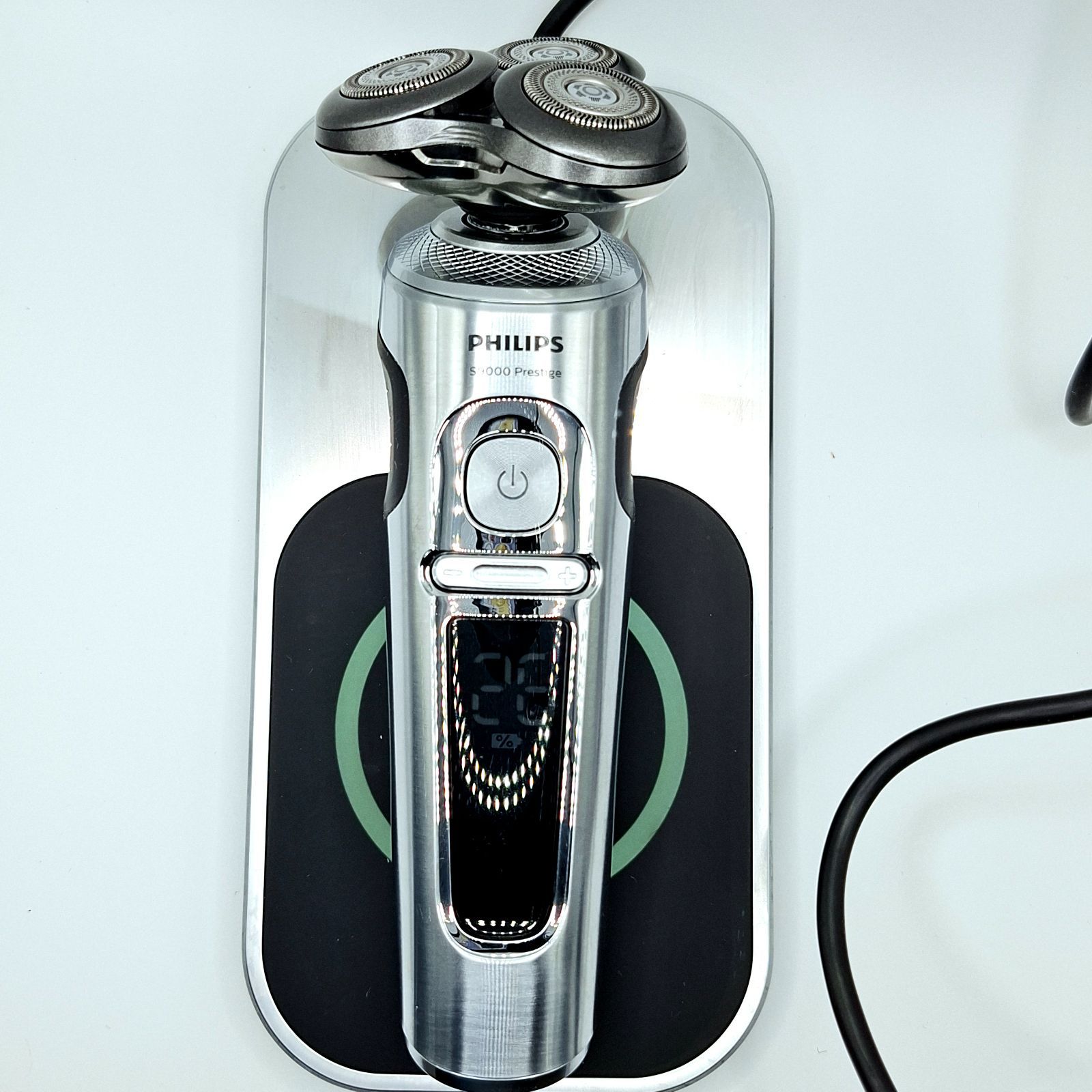 Shaver S9000 Prestige電気シェーバー SP9861 中古良品 中古☆PHILIPS Shaver S9000 Prestige SP9861 2019年製 電気シェーバー