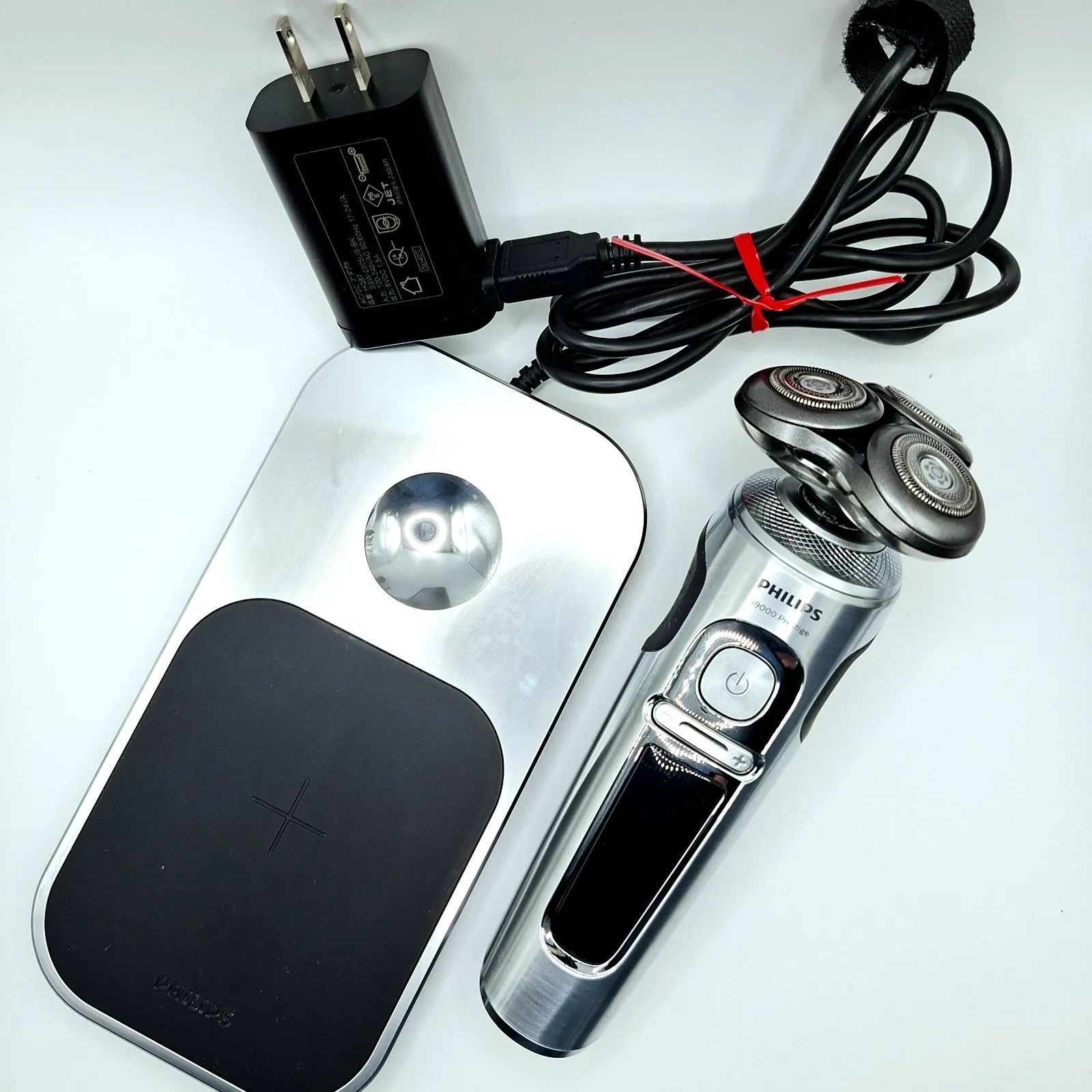 Shaver S9000 Prestige電気シェーバー SP9861 中古良品 中古☆PHILIPS Shaver S9000 Prestige SP9861 2019年製 電気シェーバー