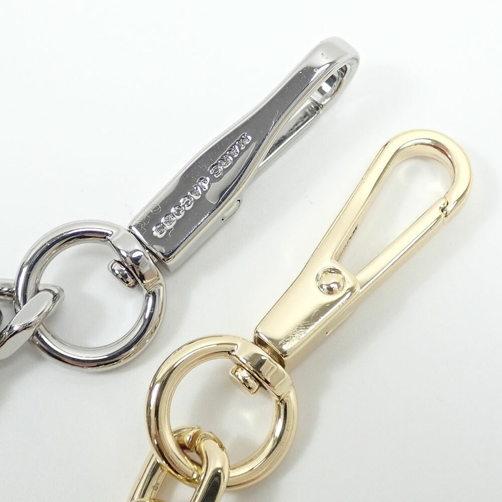 https://assets.mercari-shops-static.com/-/large/plain/2JXmRFhVAWqYtgh5ZoCUq4.jpg@jpg