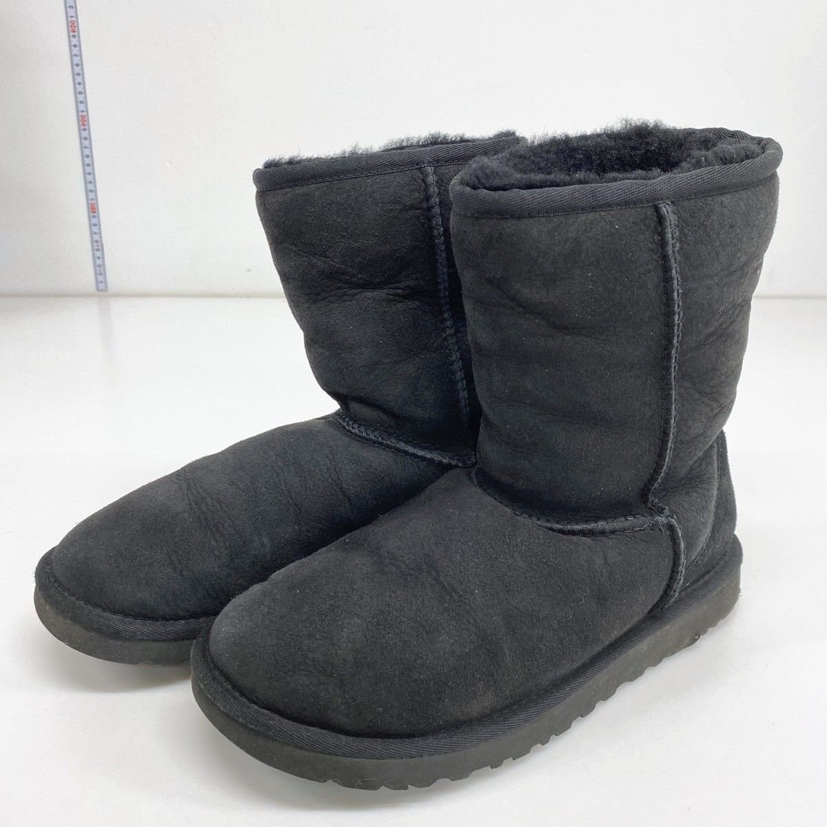 UGG australia ムートンブーツ ブラック 23cm S/N 5825 USA6 UK4.5