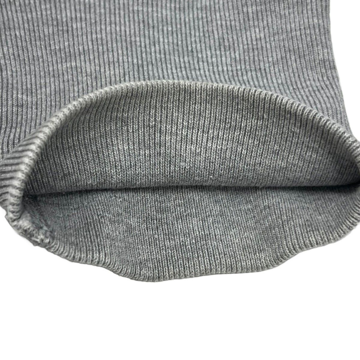 https://assets.mercari-shops-static.com/-/large/plain/2JXmYKcUCGNfWnmA2etSqR.jpg@jpg