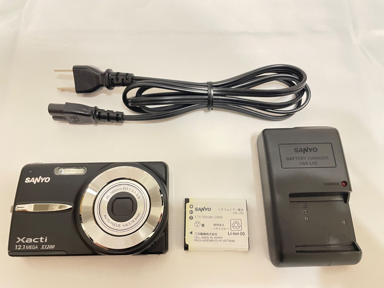 美品 SANYO サンヨー Xacti DSC-X1200 コンパクトデジタルカメラ