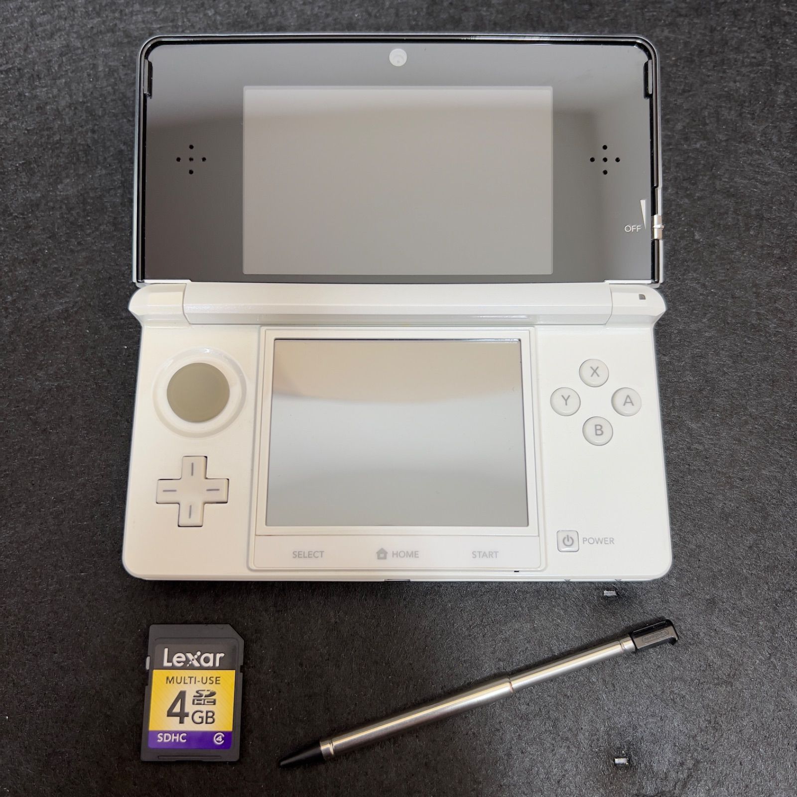 正常動作品】Nintendo 3DS 本体 メモリーカード付き タッチペン付き