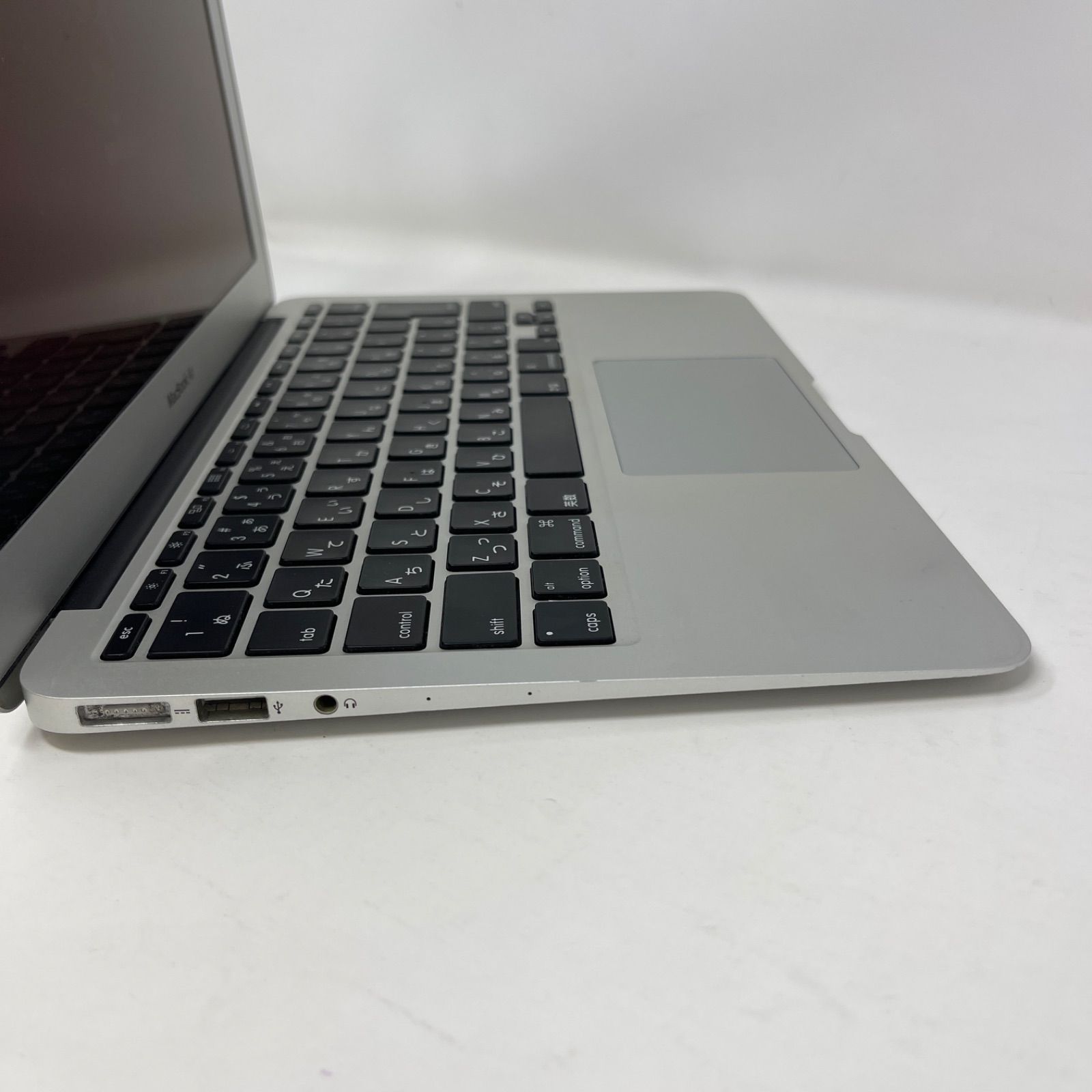 清掃済・超軽量11型】MacBook Air Mid 2013 / Big Sur / 動作良好