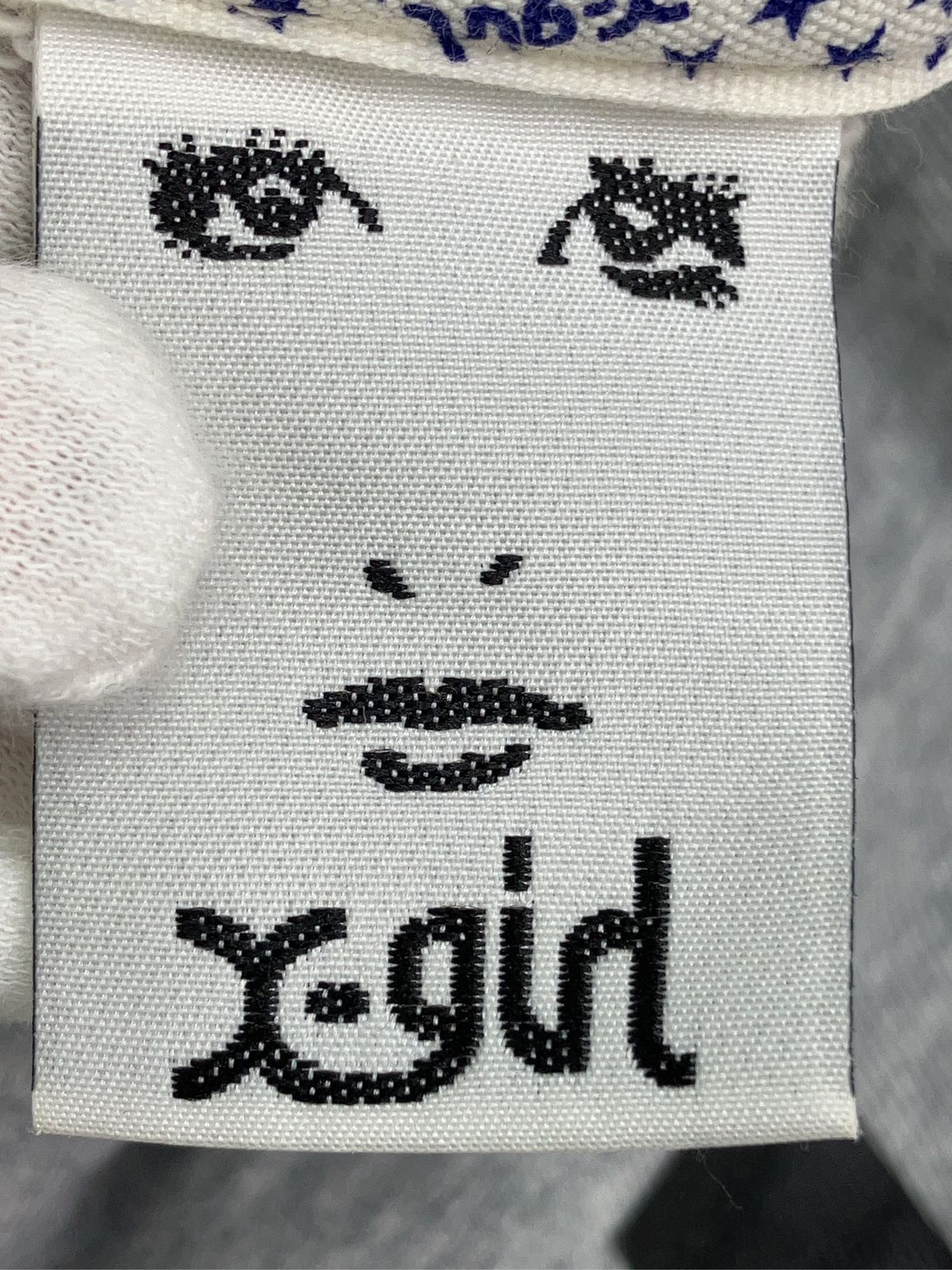 https://assets.mercari-shops-static.com/-/large/plain/2JXmfADfXNM5xTwktW8WiA.jpg@jpg