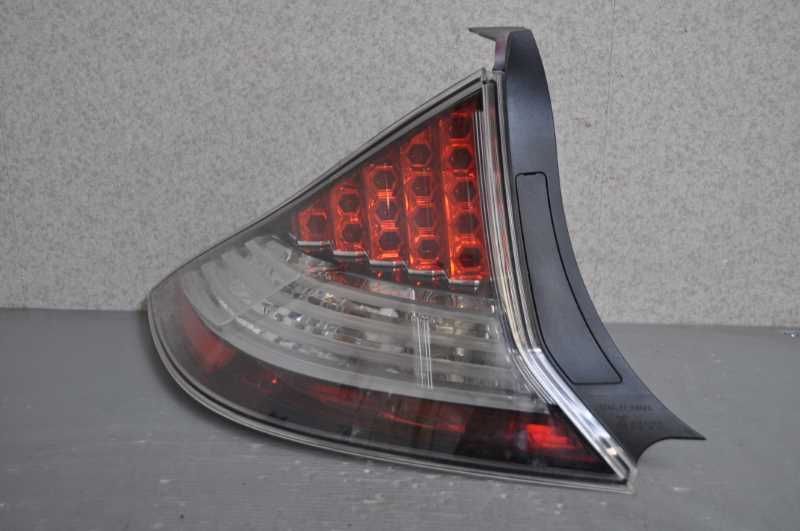 左 テールランプ テールライト (ZF1) CR-Z α 前期 P8689 s027087D