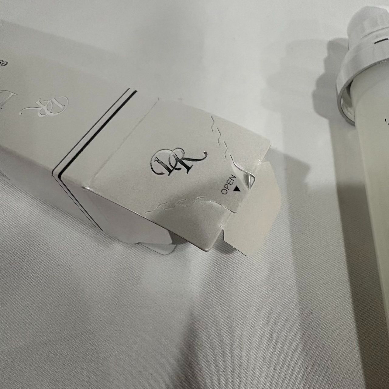 再入荷】新品未使用 ドクターリセラ リンクルエッセンス 32ml リフィル