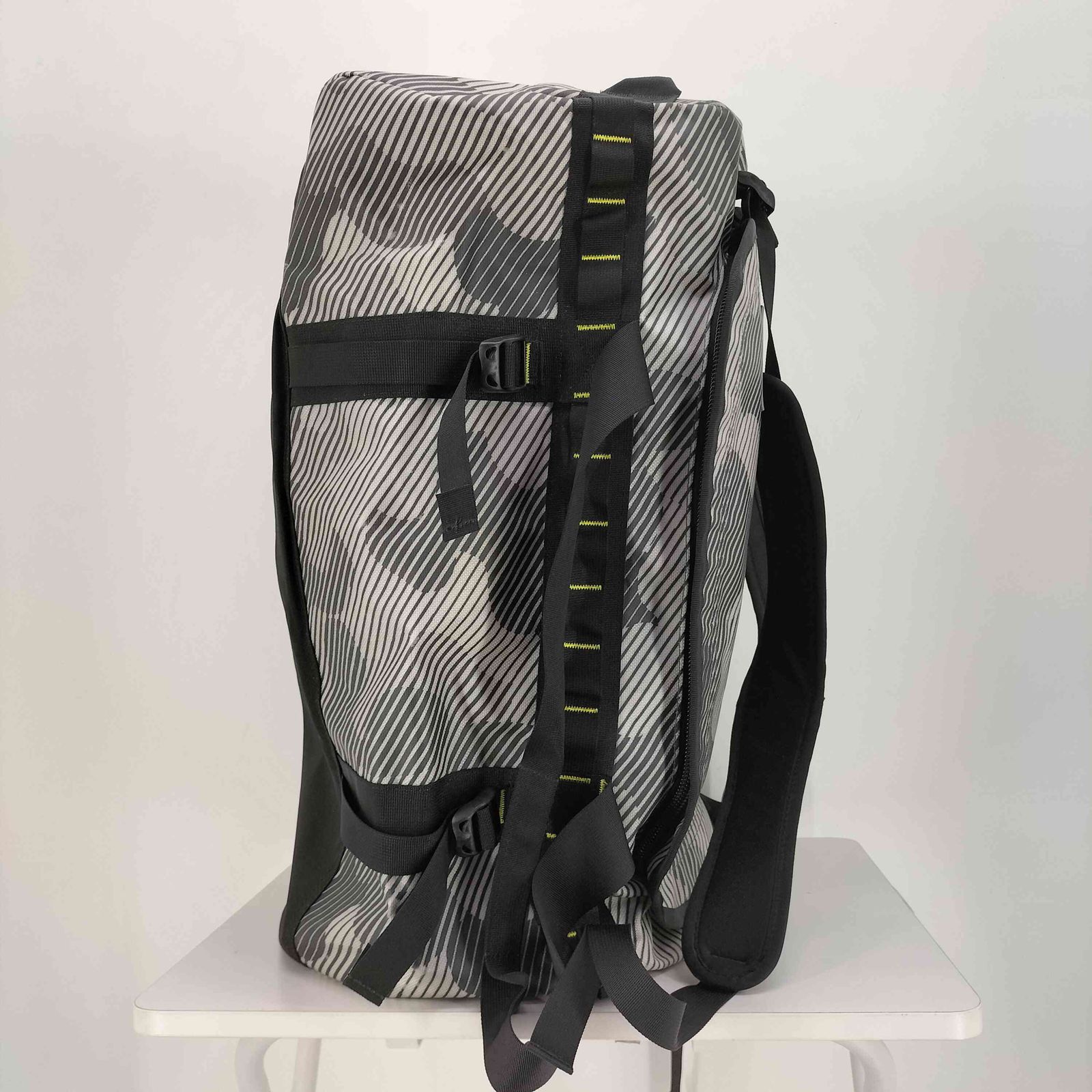 【ま＊様】 Lノースフェイス north face ダッフルバッグ カモ ザノースフェイス THE NORTH FACE ホワイトクラウドカモ柄 カモ ベース