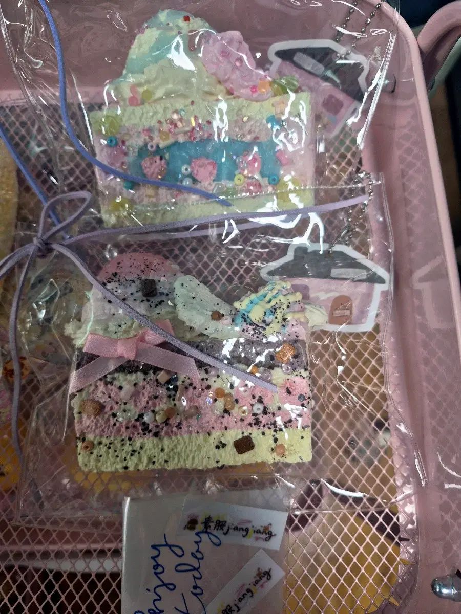 新品 ブランド 'SUAN jiang jiang' アイスクリーム スプーン トースト ぷにぷに **まとめ出品価格です** 1個 22,000円 / 個別出品可能