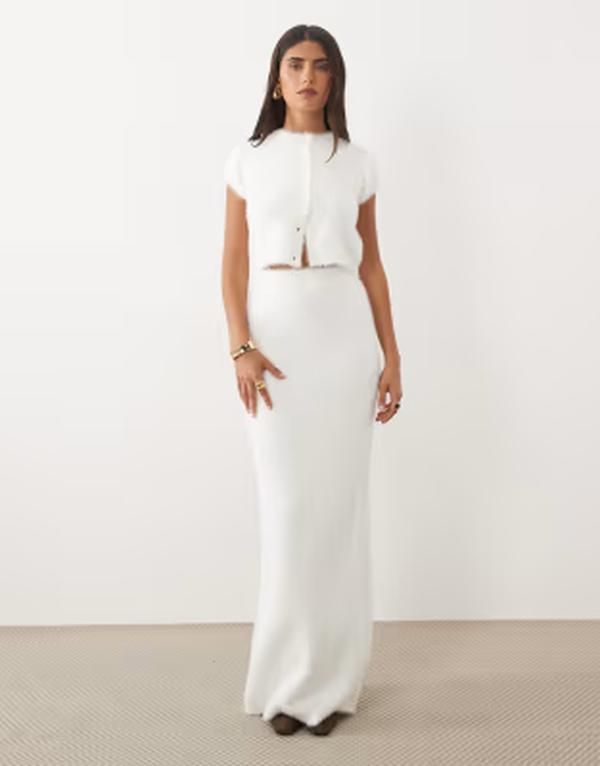 アリアコーブ レディース ボトムスカート ニット マキシ Aria Cove fluffy knit maxi skirt in cream part of a set CREAM クリーム 16,436円