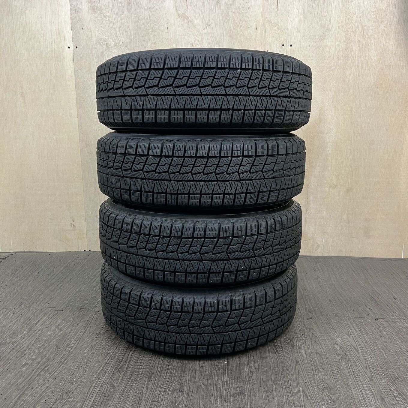セット]WEDS 15インチ + YOKOHAMA スタッドレスタイヤ 185/65R15 4本