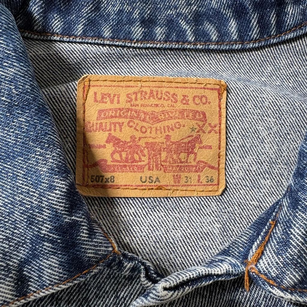 https://assets.mercari-shops-static.com/-/large/plain/2JXo3rvTBHH5jA3mXcKtcc.jpg@jpg