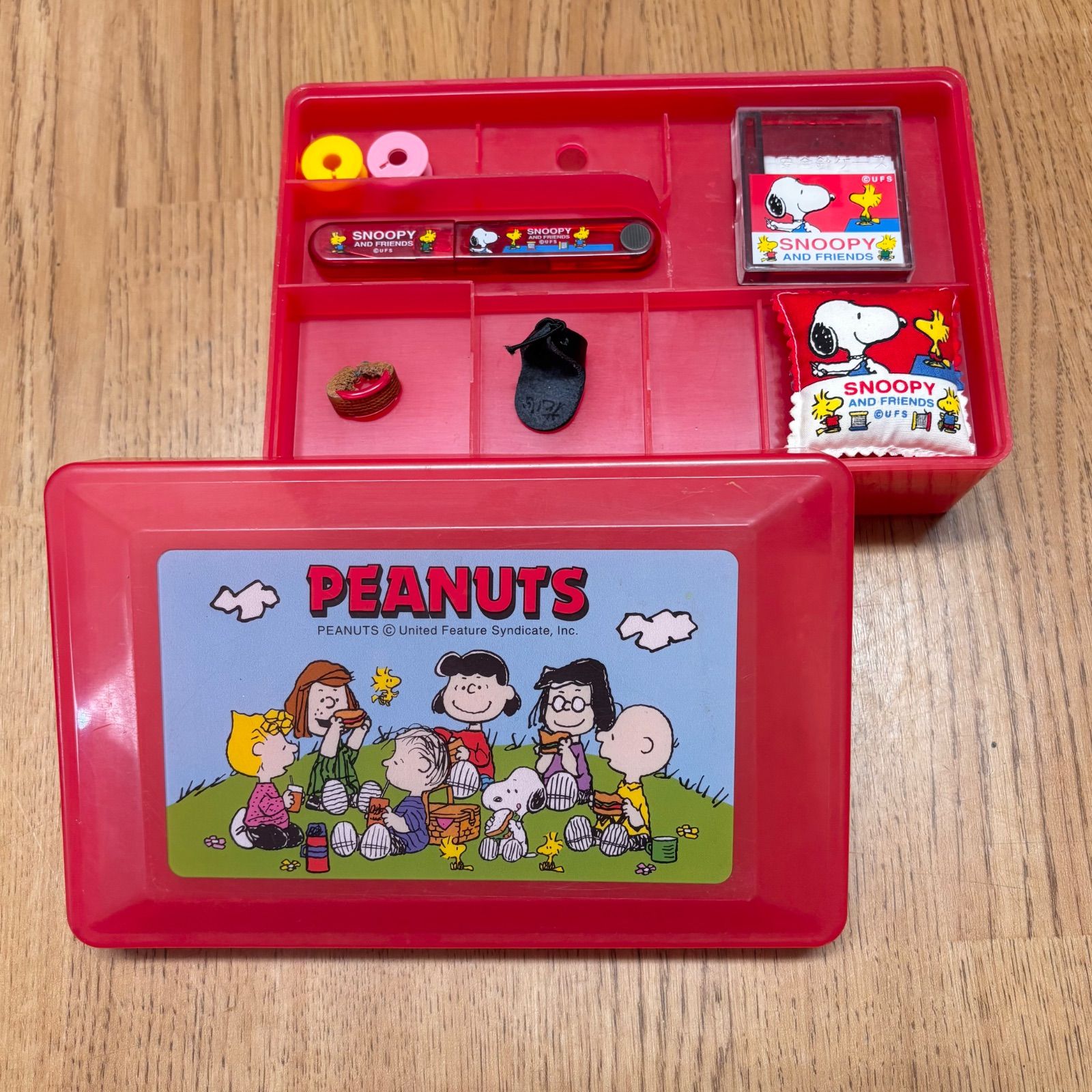 PEANUTS スヌーピー 裁縫道具セット ソーイングセット 昭和レトロ