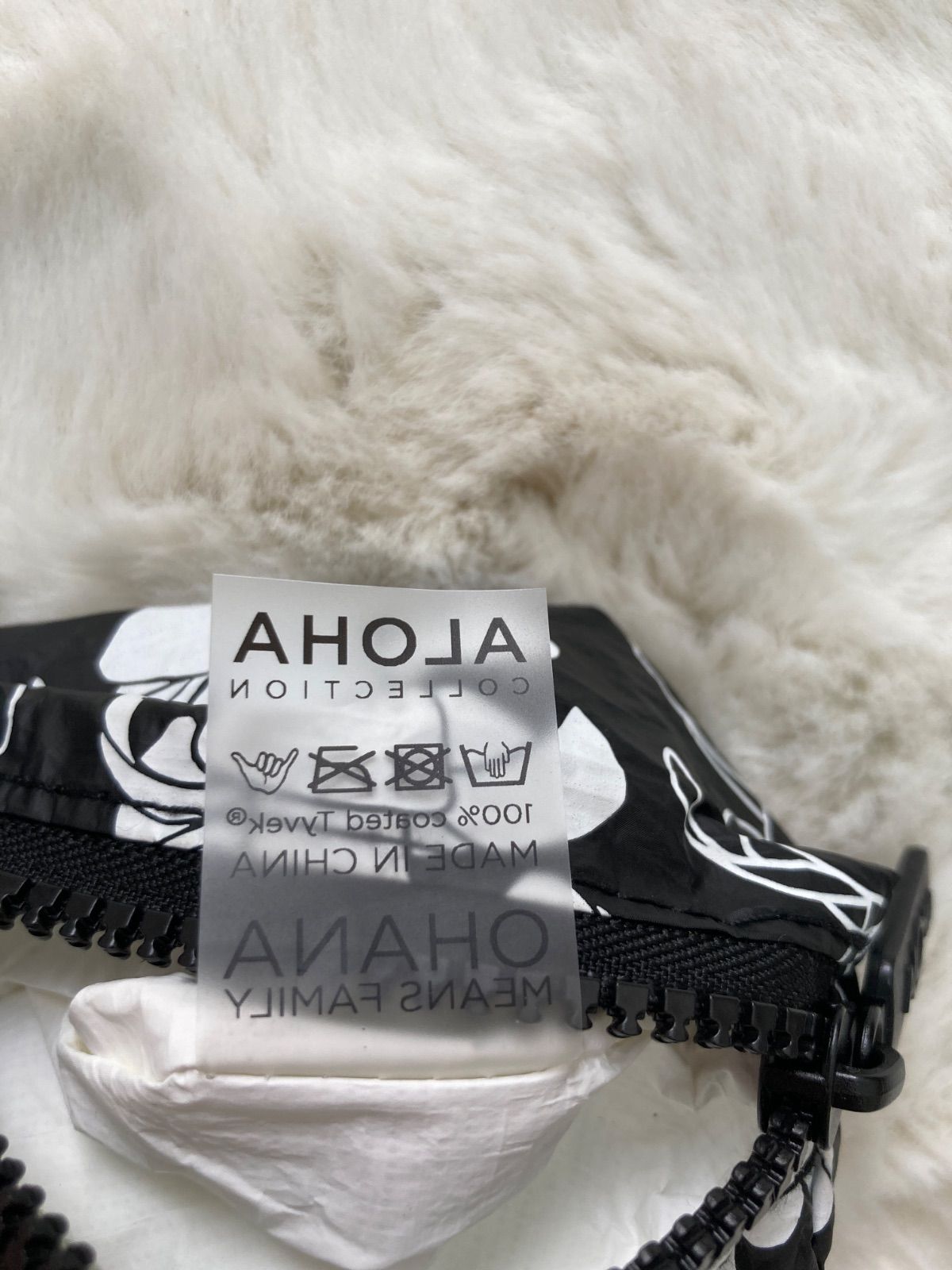 ALOHA COLLECTION（アロハコレクション） 撥水ミッドポーチ