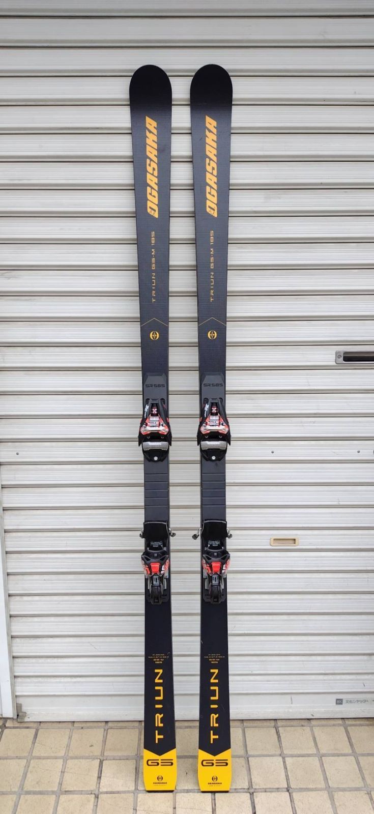 OGASAKA TRIUN GS-M 185cm スキー板 OGASAKA TRIUN GS-M 185cm 21-22モデル/スキー板/ビンディング付き