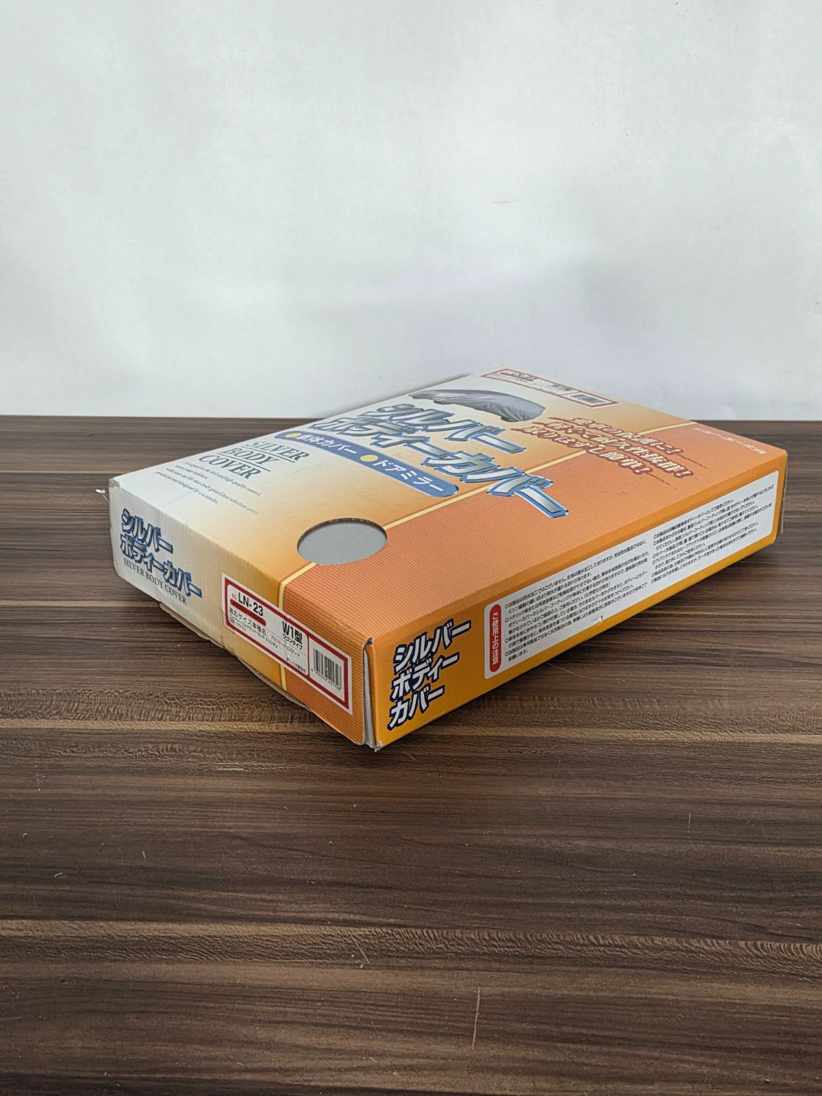 https://assets.mercari-shops-static.com/-/large/plain/2JXoR4sHnEmX97rLmNrgr3.jpg@jpg