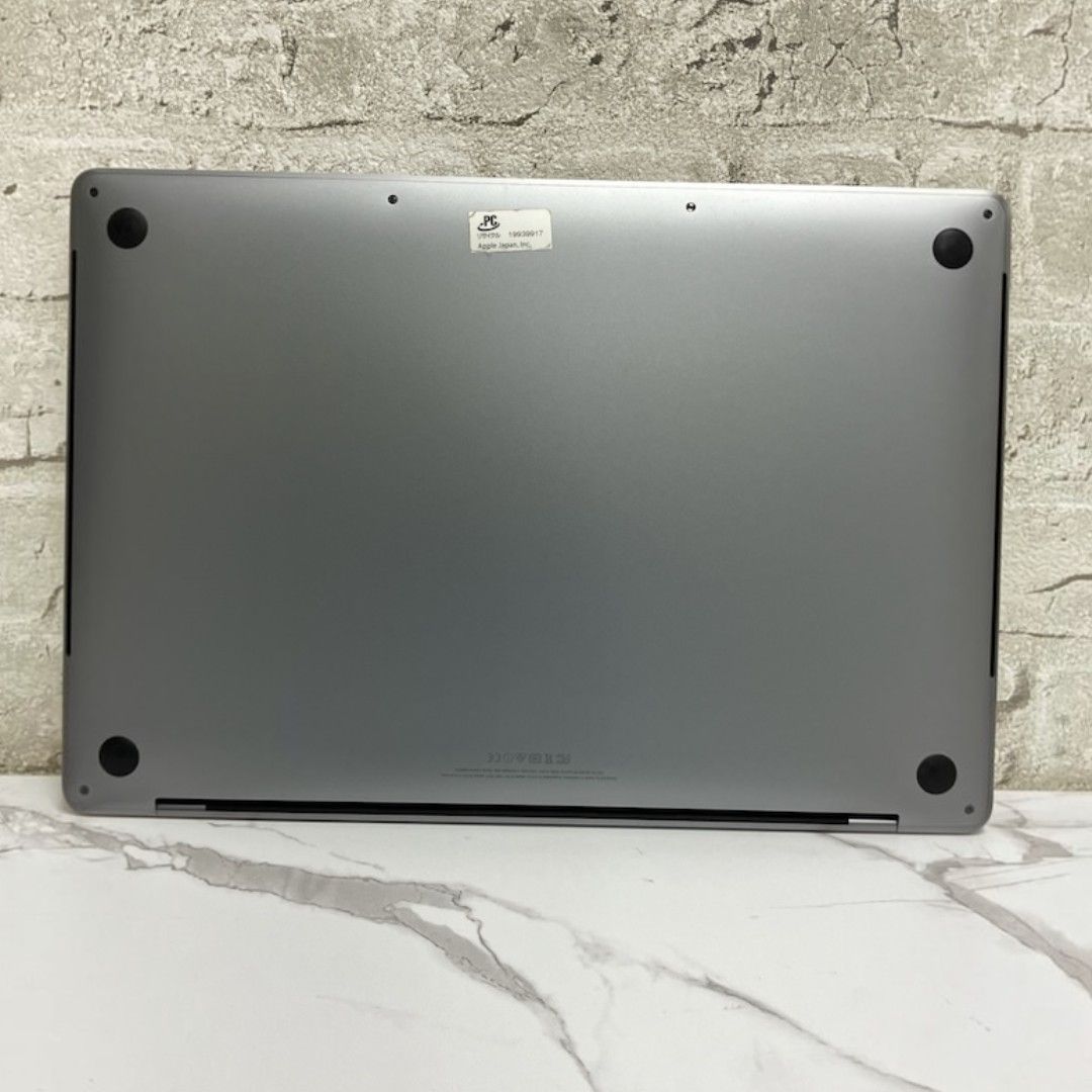 送料無料】中古 Apple MacBook Pro (15-inch, 2016) スペースグレー