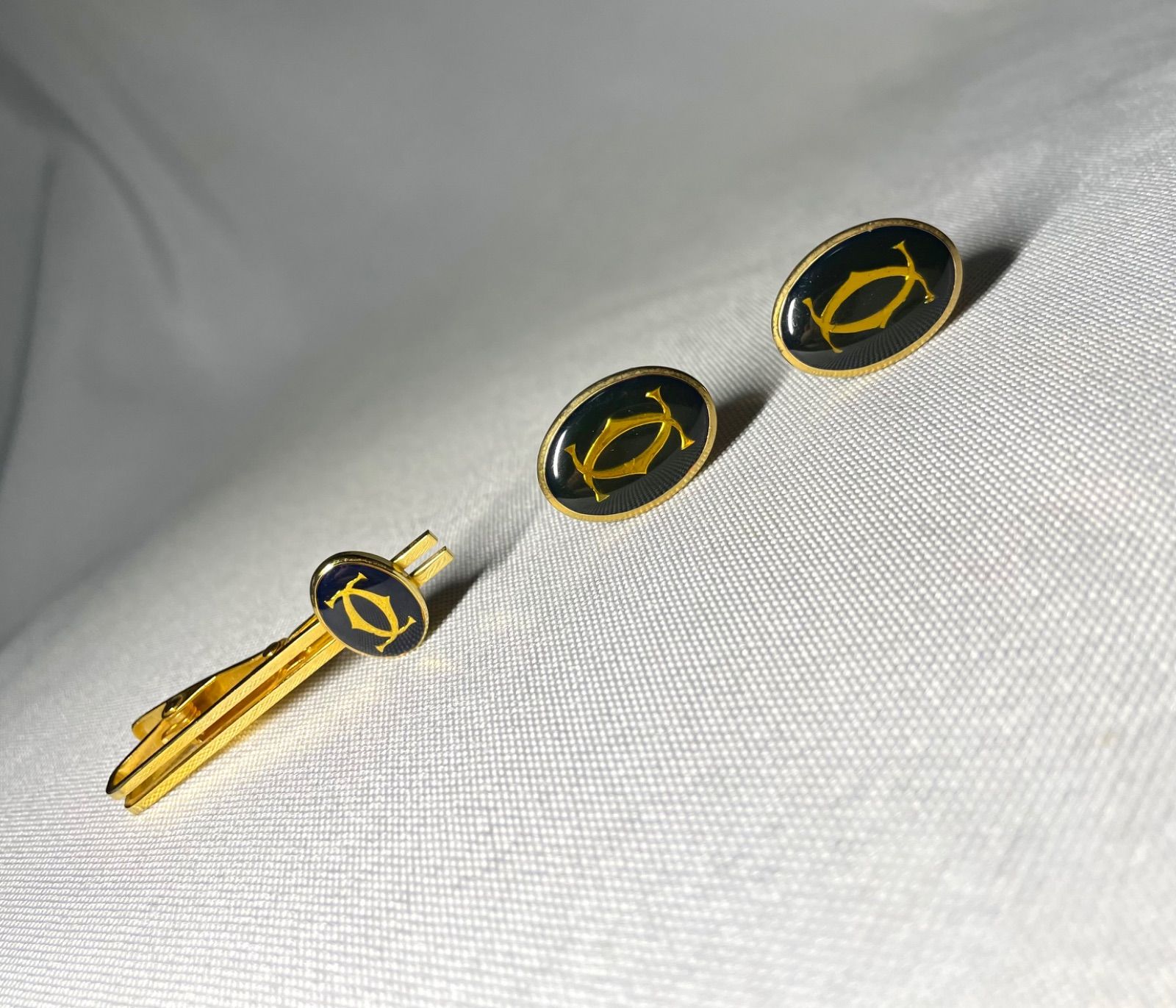 【美品】Cartier カルティエ カフス タイピン セット ダブルC ロゴ 廃盤 Cartier カルティエ ダブルC ロゴ ヴィンテージ ネクタイピン