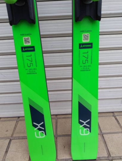 ATOMIC REDSTER X9 175cm/スキー板/ビンディング付き！ - メルカリ