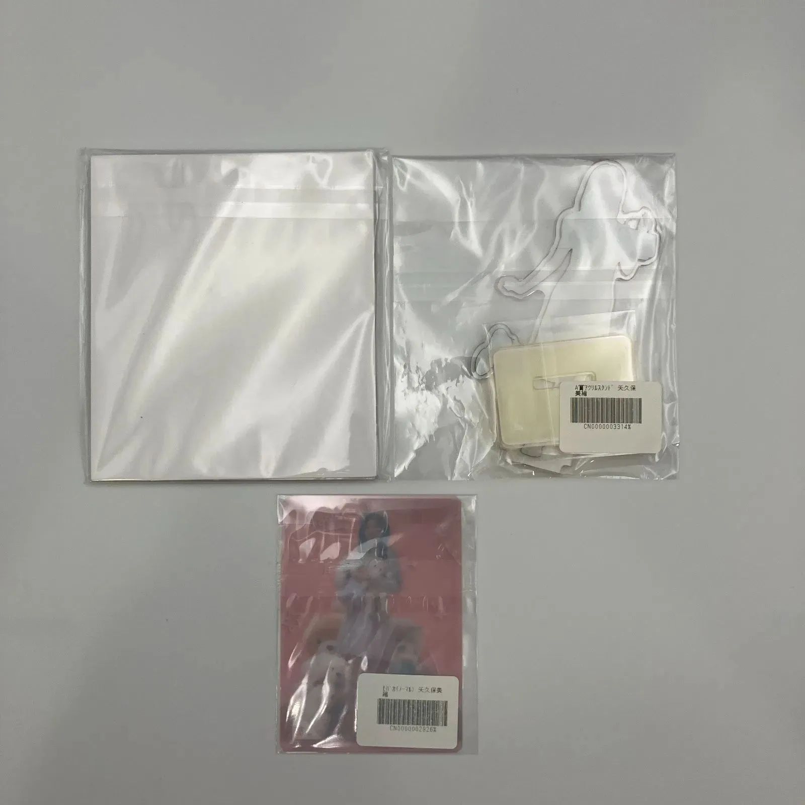 乃木坂46 矢久保美緒　アクリルスタンド　缶バッジキーホルダー　まとめ売り 乃木坂46 矢久保美緒 アクリルスタンド2点 モバカ1点 全て未開封3点