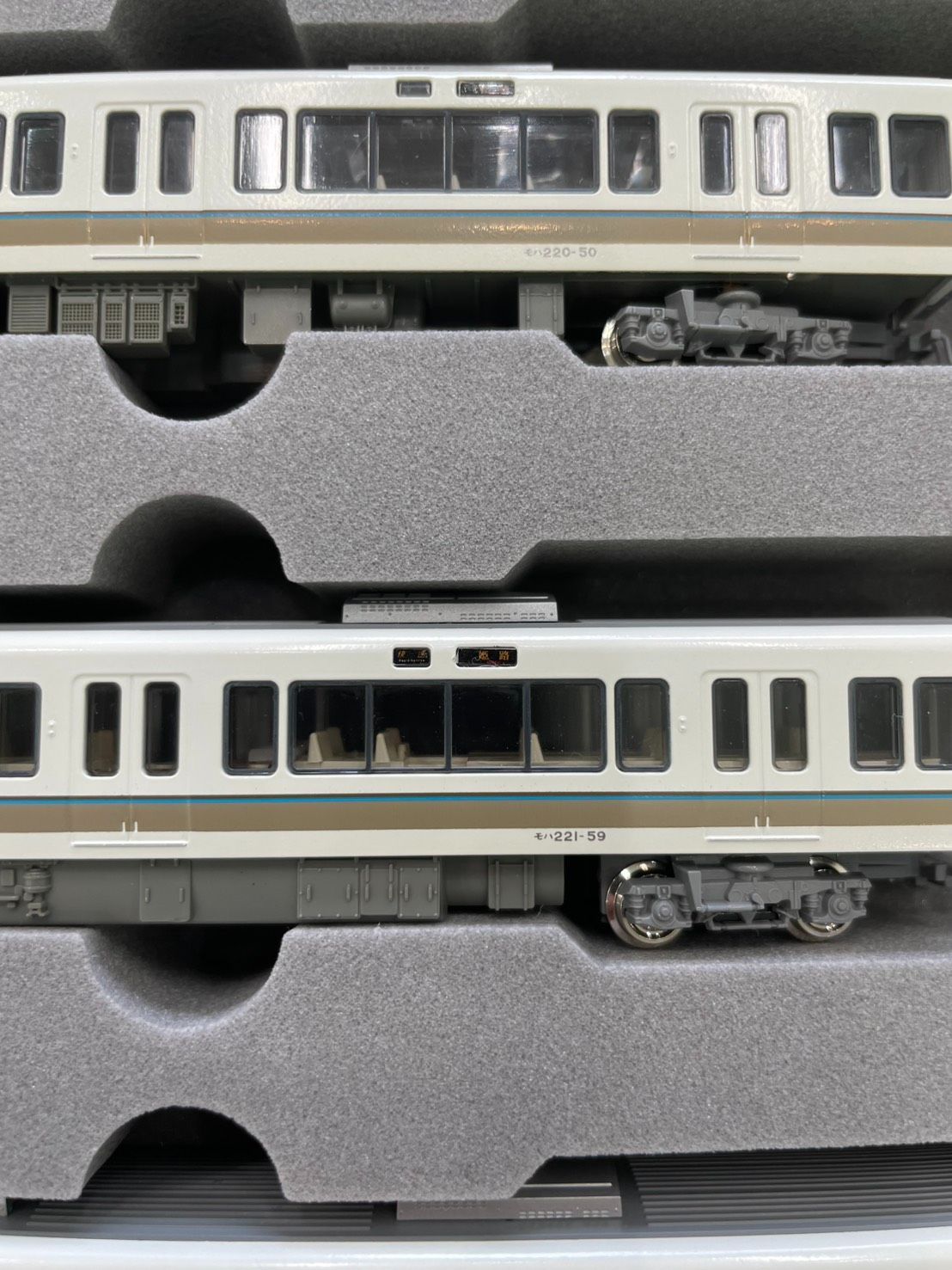 草】中古美品 KATO N-GAUGE 10-435 221系 4両基本セット + 2両 合計6両