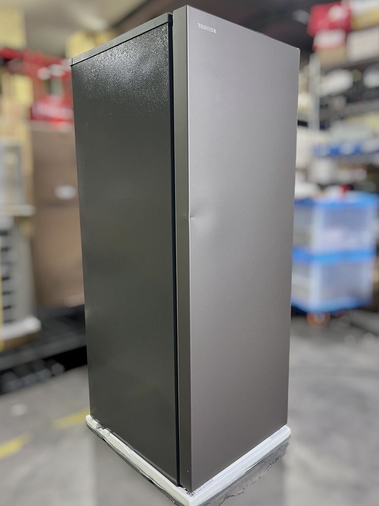 開封済・未使用品】TOSHIBA 東芝 冷凍庫 135L 右開き ダークシルバー