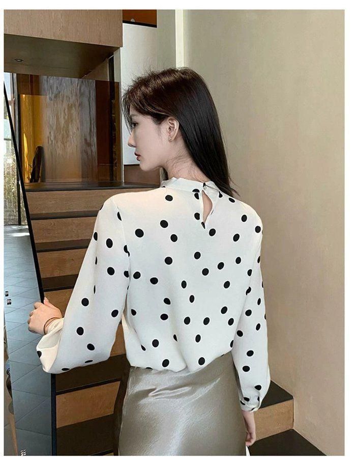 https://assets.mercari-shops-static.com/-/large/plain/2JXoaemAFBQgkd5Akhu5MB.jpg@jpg