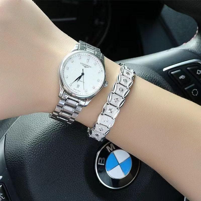 https://assets.mercari-shops-static.com/-/large/plain/2JXobjPbS27gkkY7kFaTsD.jpg@jpg