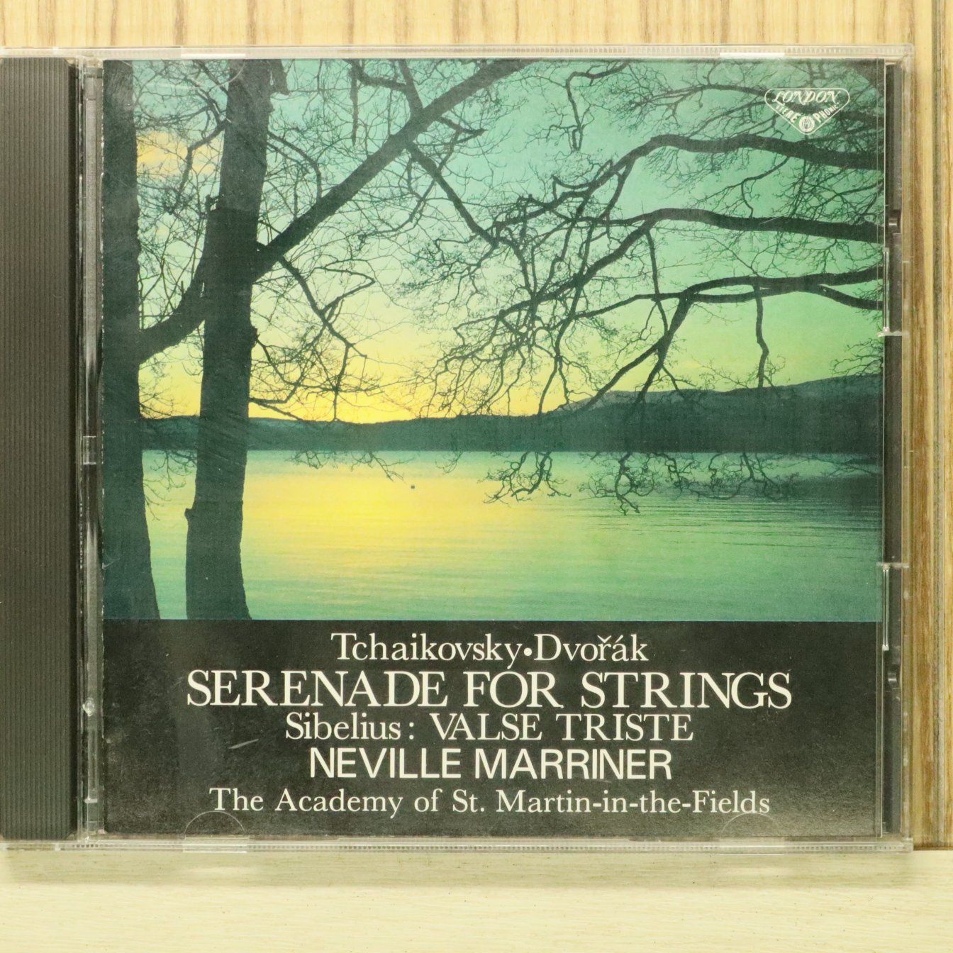 国内盤CD☆チャイコフスキー/Tchaikovsky□ 弦楽のためのセレナード