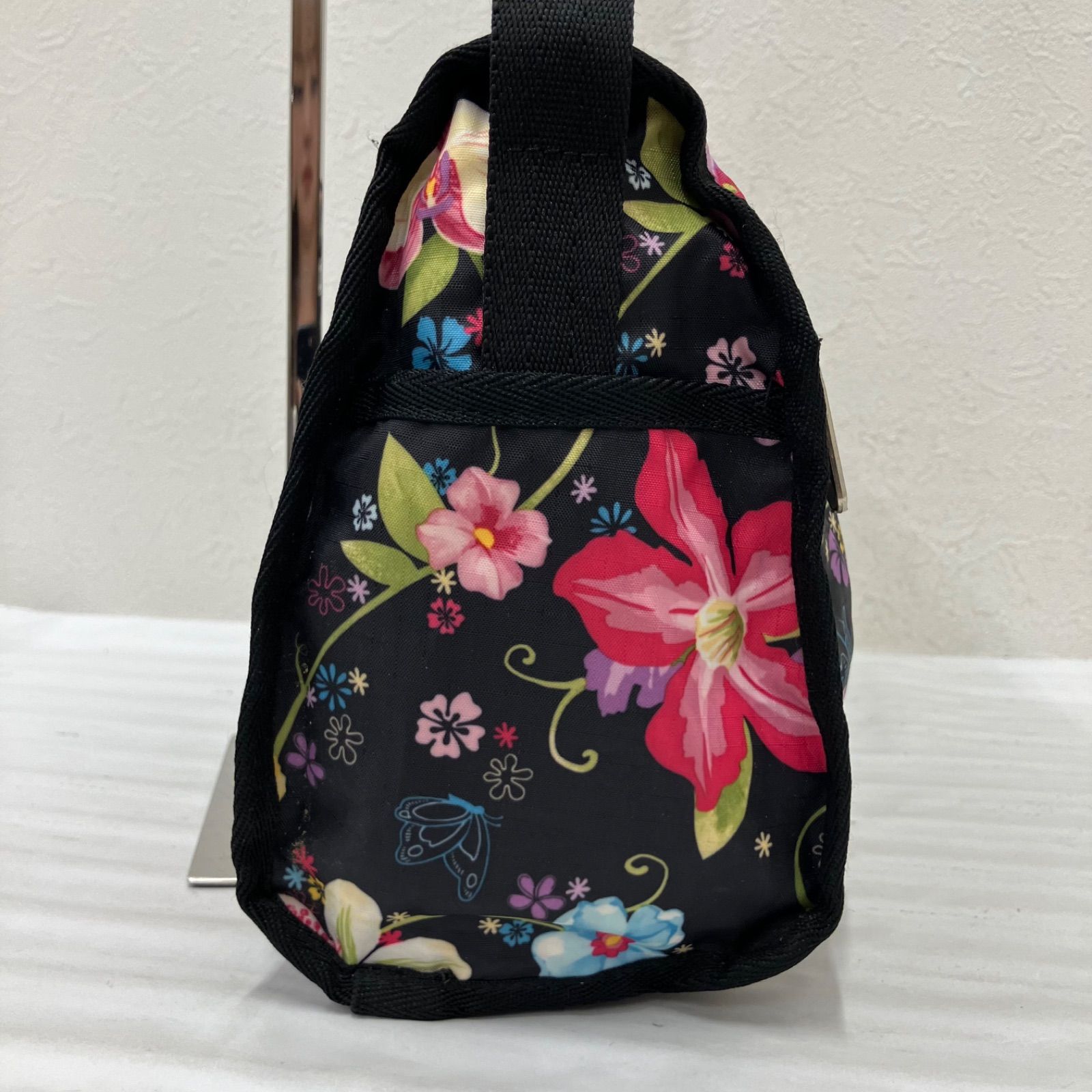 A58 LeSportsac レスポートサック トロピカルフローラル ショルダー