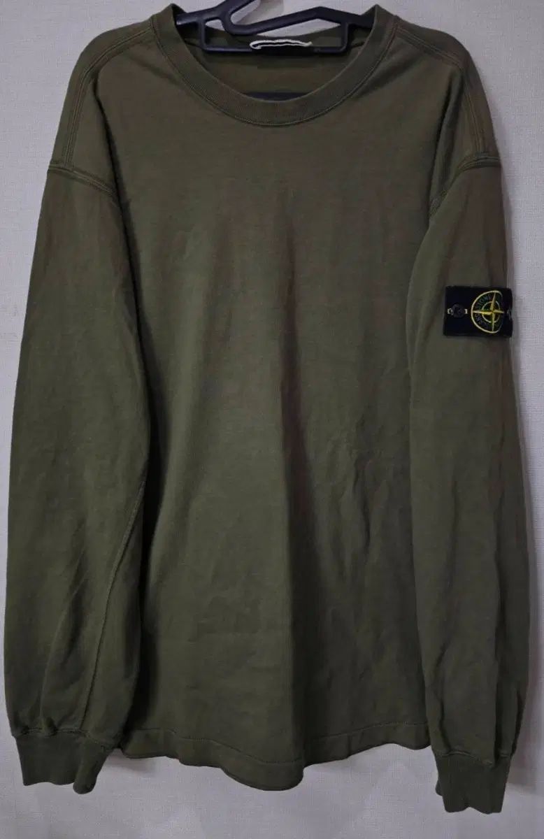 正規品 STONE ISLAND ストーンアイランド カーキ スウェット 110/XXL 24,909円