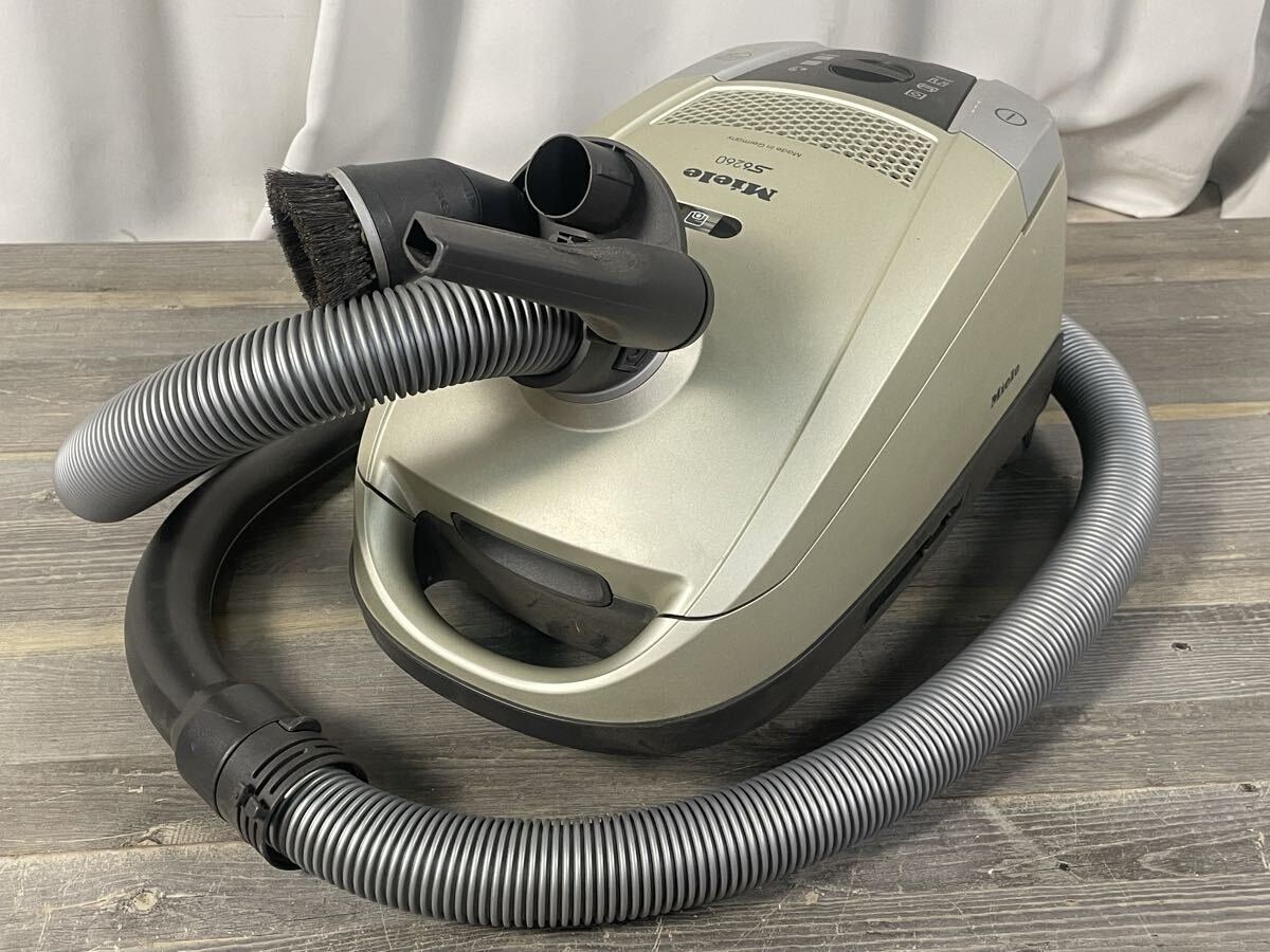 Miele ミーレ 紙パック式 クリーナー 掃除機 S6260 付属品多数 3287 Meile ミーレ 掃除機 紙パック式 S6260/M7 - メルカリ