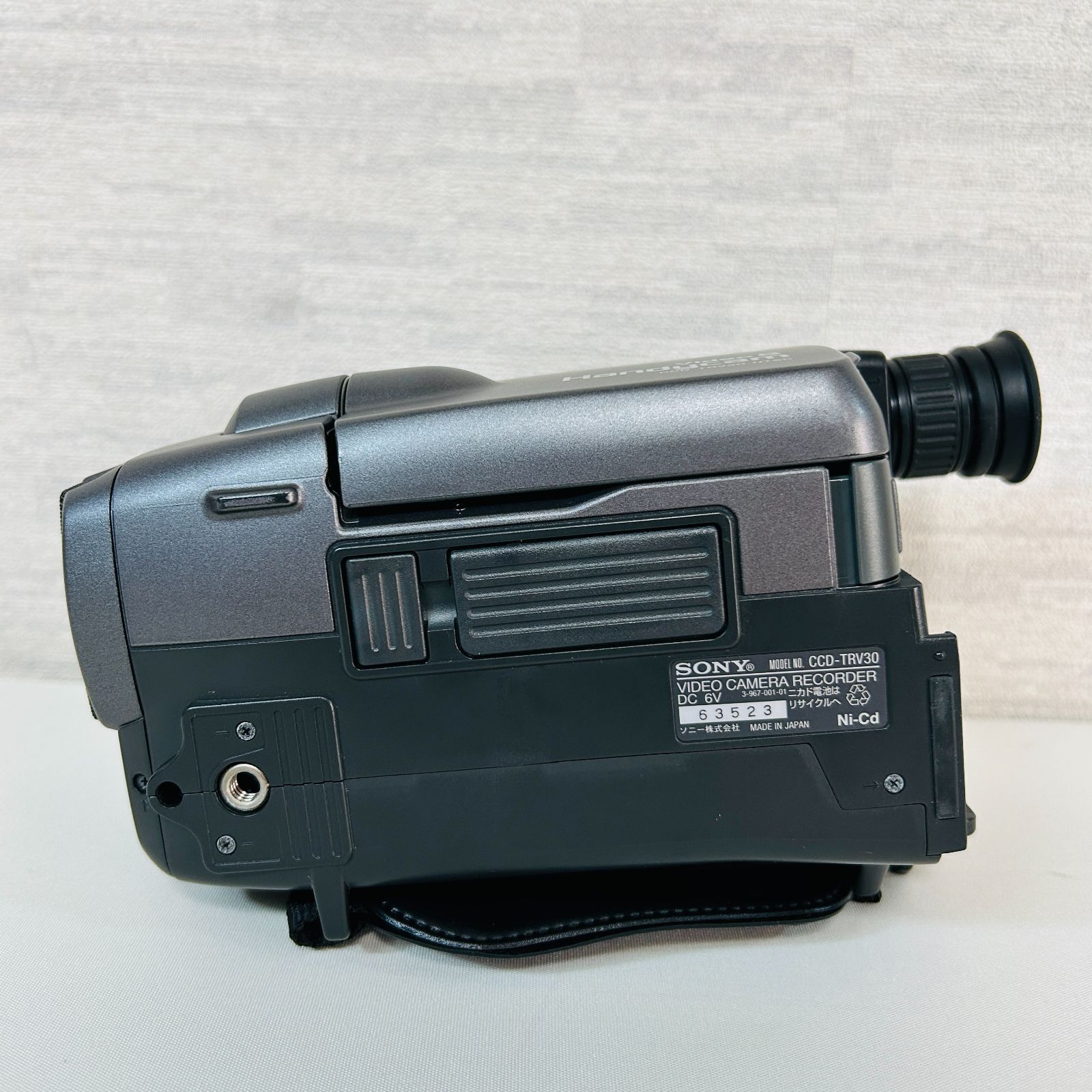 現状品】SONY ソニーVideo8(8mm)規格 デジタルビデオカメラ CCD-TRV30