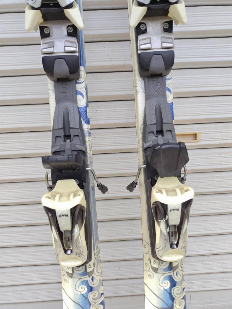 Volkl ATTIVA 161cm/スキー板/ビンディング付き！ - メルカリ