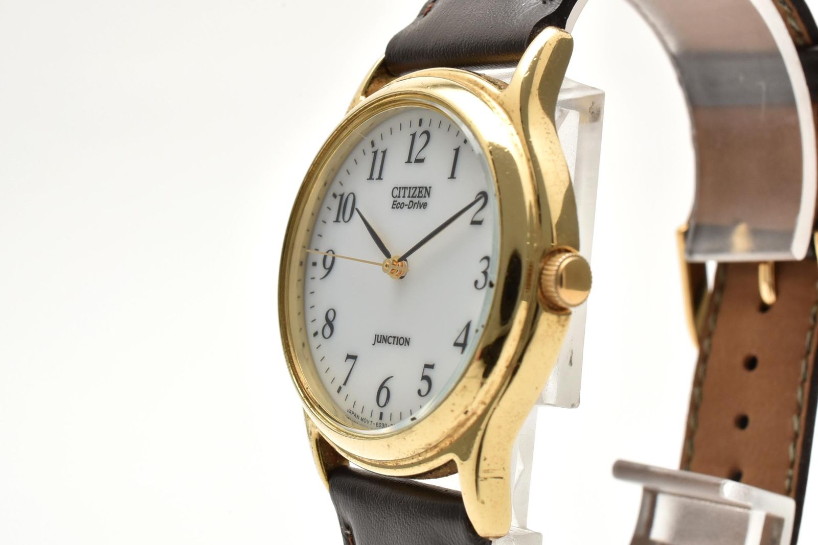 美品 CITIZEN シチズン E030-S93894 エコドライブ ホワイト文字盤 金メッキ ユニセックス 腕時計 稼働品 7,200円
