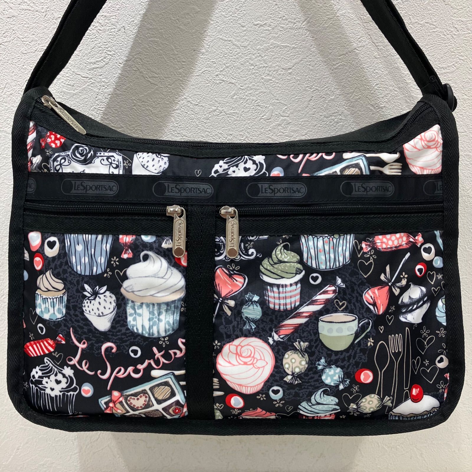 9970 【美品】 LeSportsac レスポートサック デラックスエブリデイ 