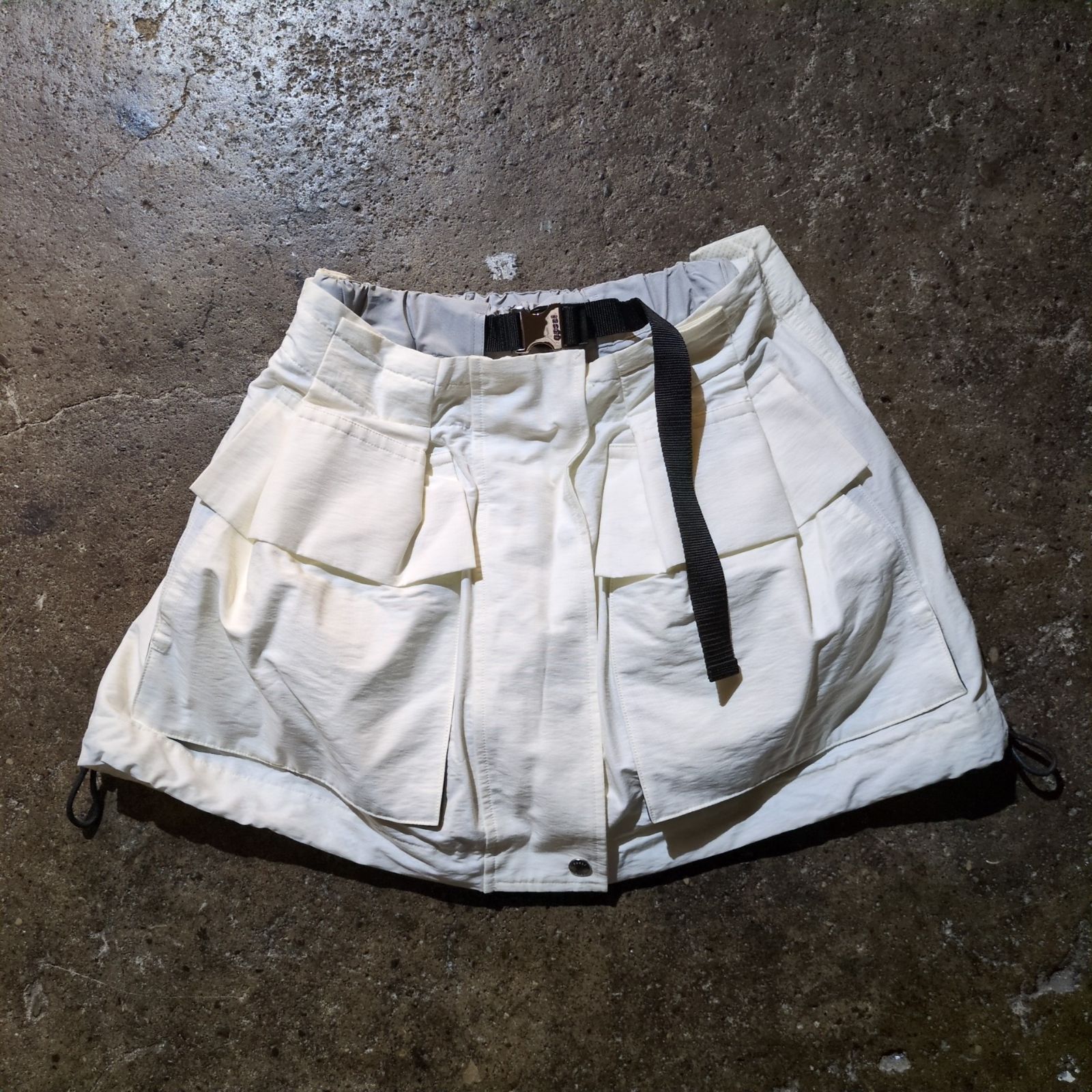 sacai 21SS ショートパンツ 21-02473M サイズ2 sacai 21ss Hybrid Utility Short ドッキングデザイン サカイ