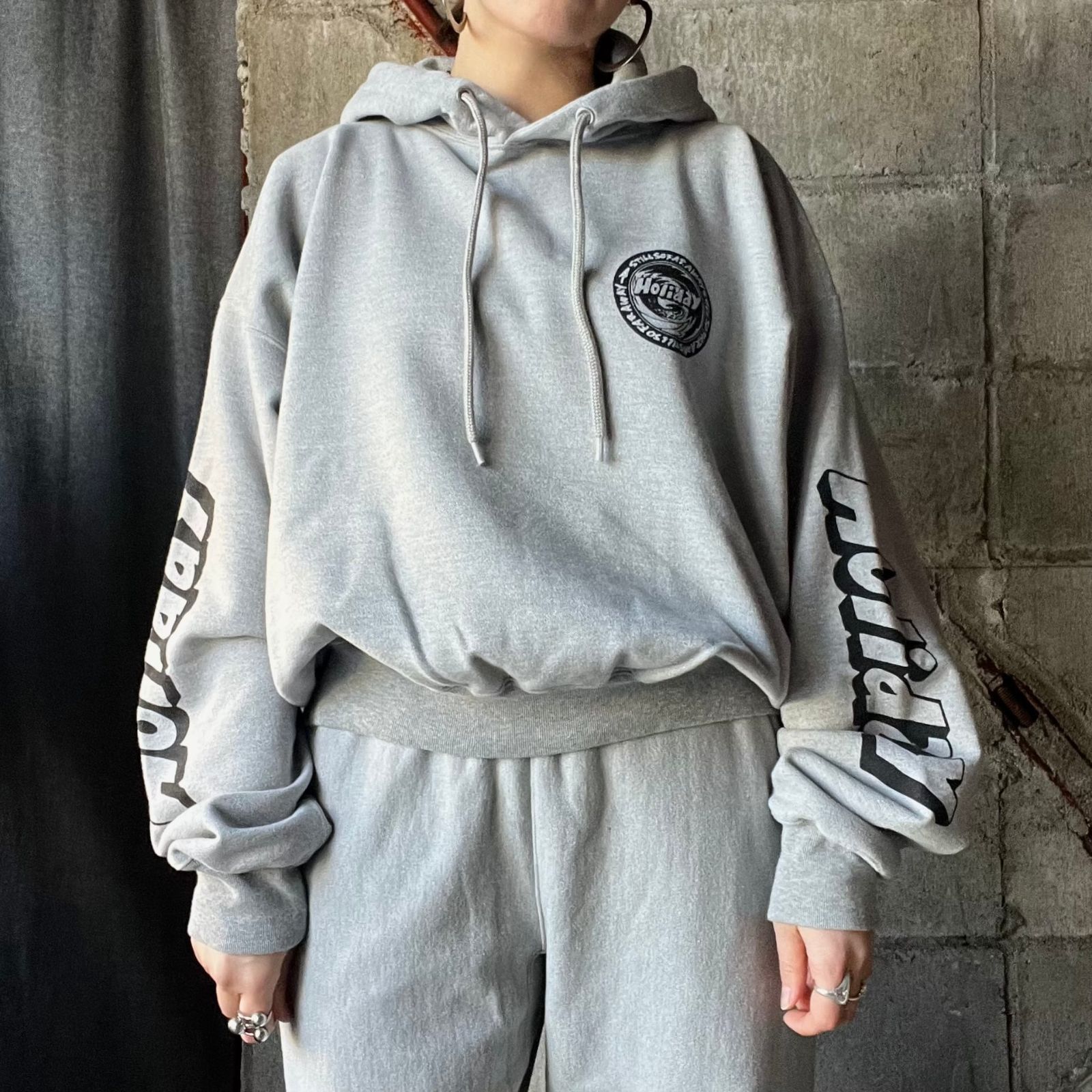 新品- 【HOLIDAY】 polycon sweat hoodie (EN ROUTE / h.gray 