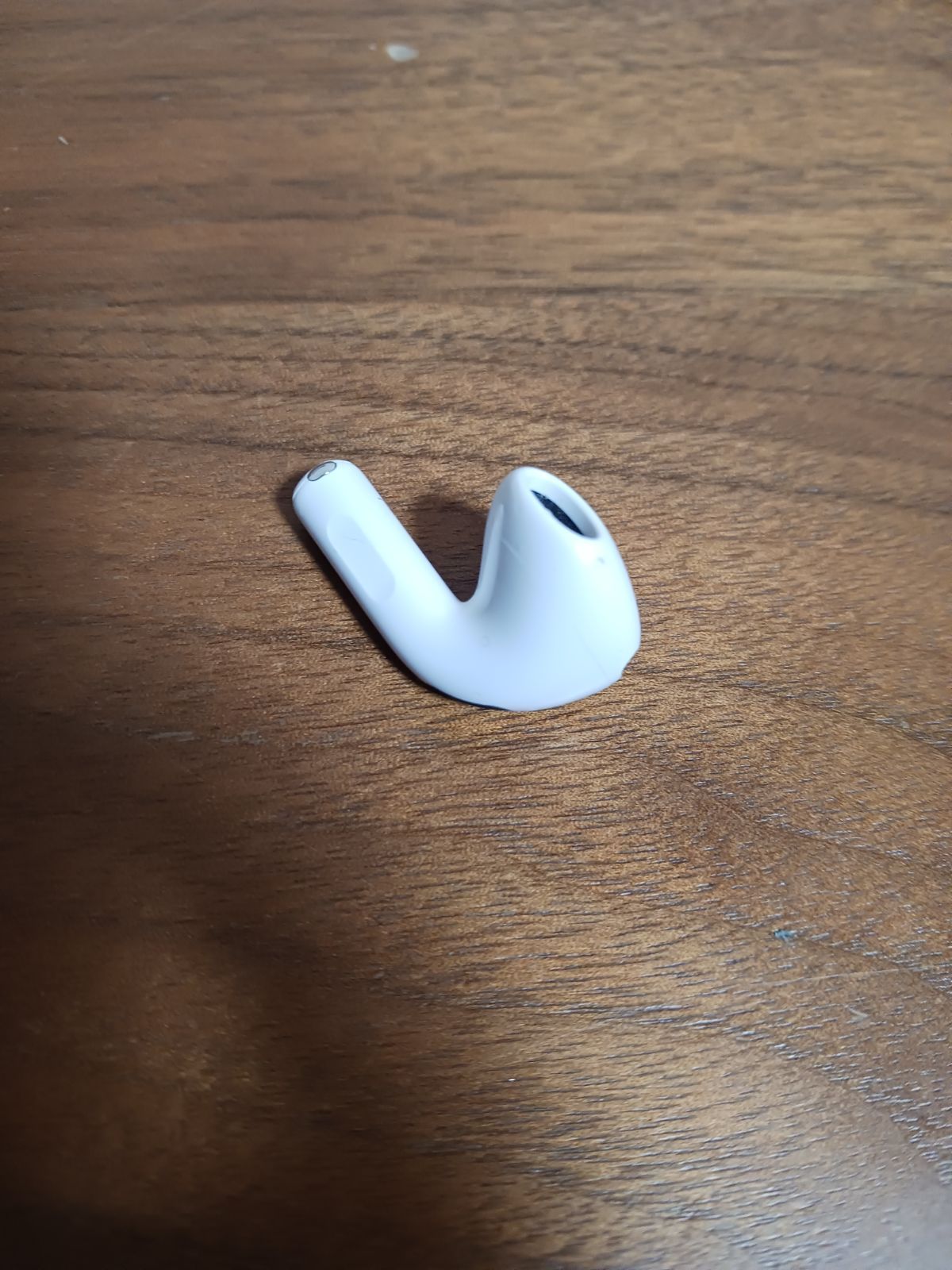 正規品）Apple AirPods 4世代 片耳 L 片方 左耳 ノイキャン無し - メルカリ