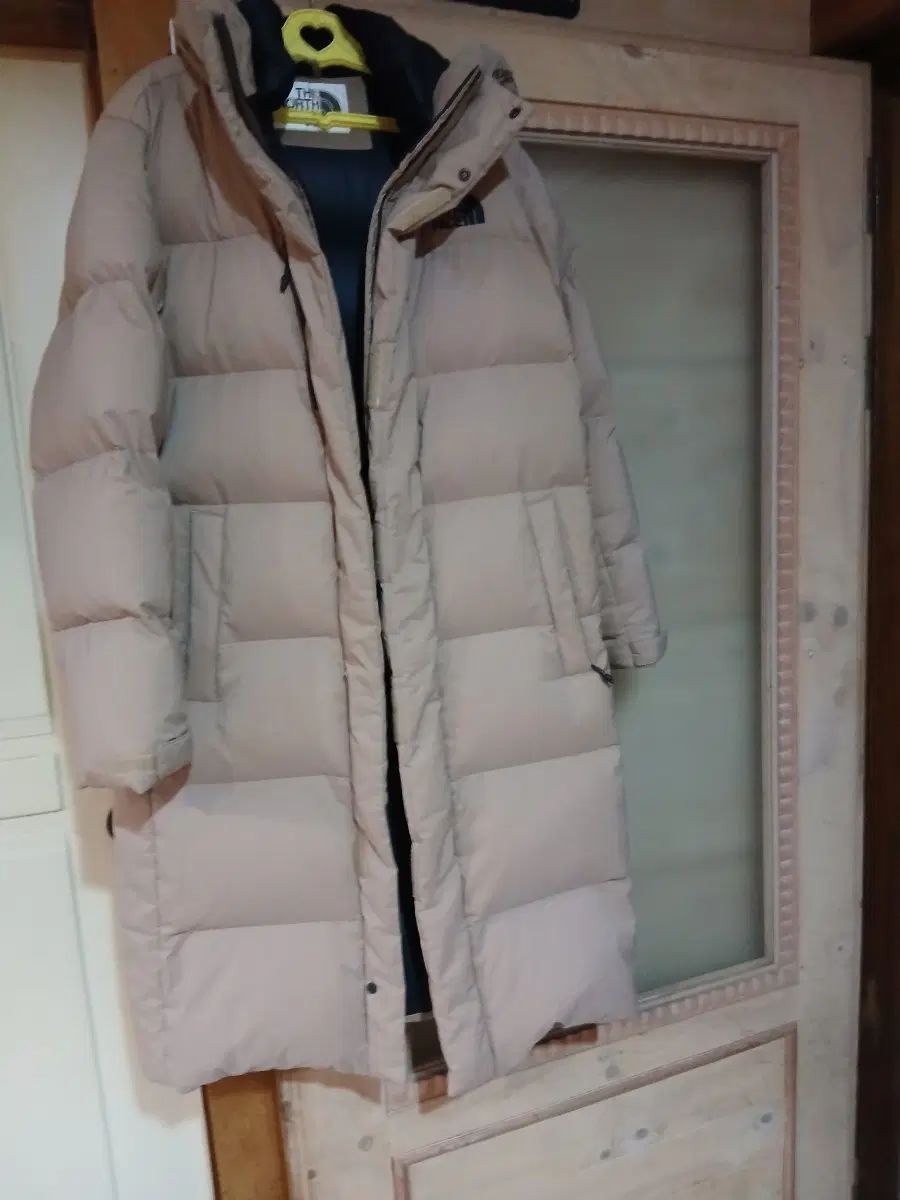 THE NORTH FACE ザノースフェイス グースロングダウン ベージュ