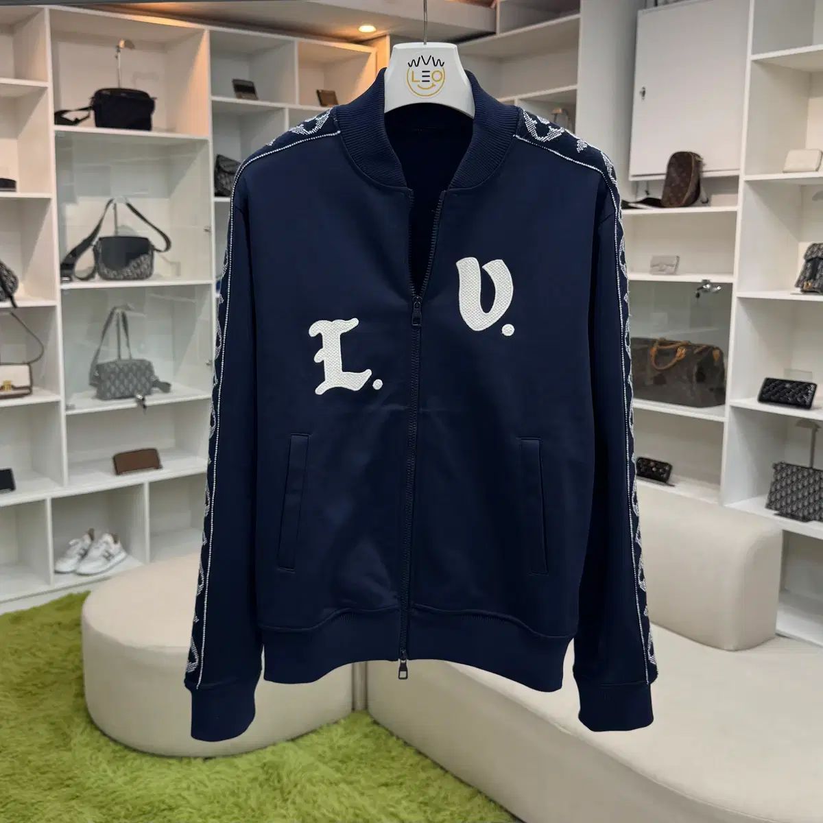 ルイヴィトン LV フラワー トラック ジップアップ