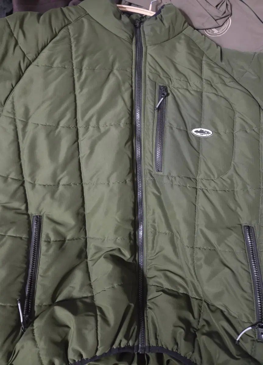 XL コルテイズ ベルック IN슐레이ティッド ジャケット オリーブ