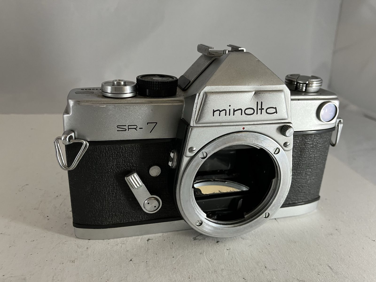 ジャンク品】Minolta SR-7 ボディ フィルム一眼レフ 部品取り - メルカリ
