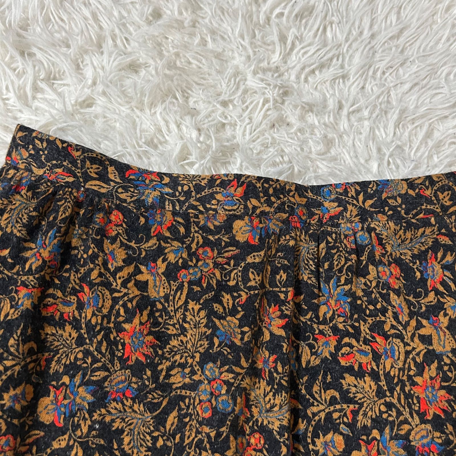 https://assets.mercari-shops-static.com/-/large/plain/2JXqWLYyHDYfxh84dWLpXN.jpg@jpg