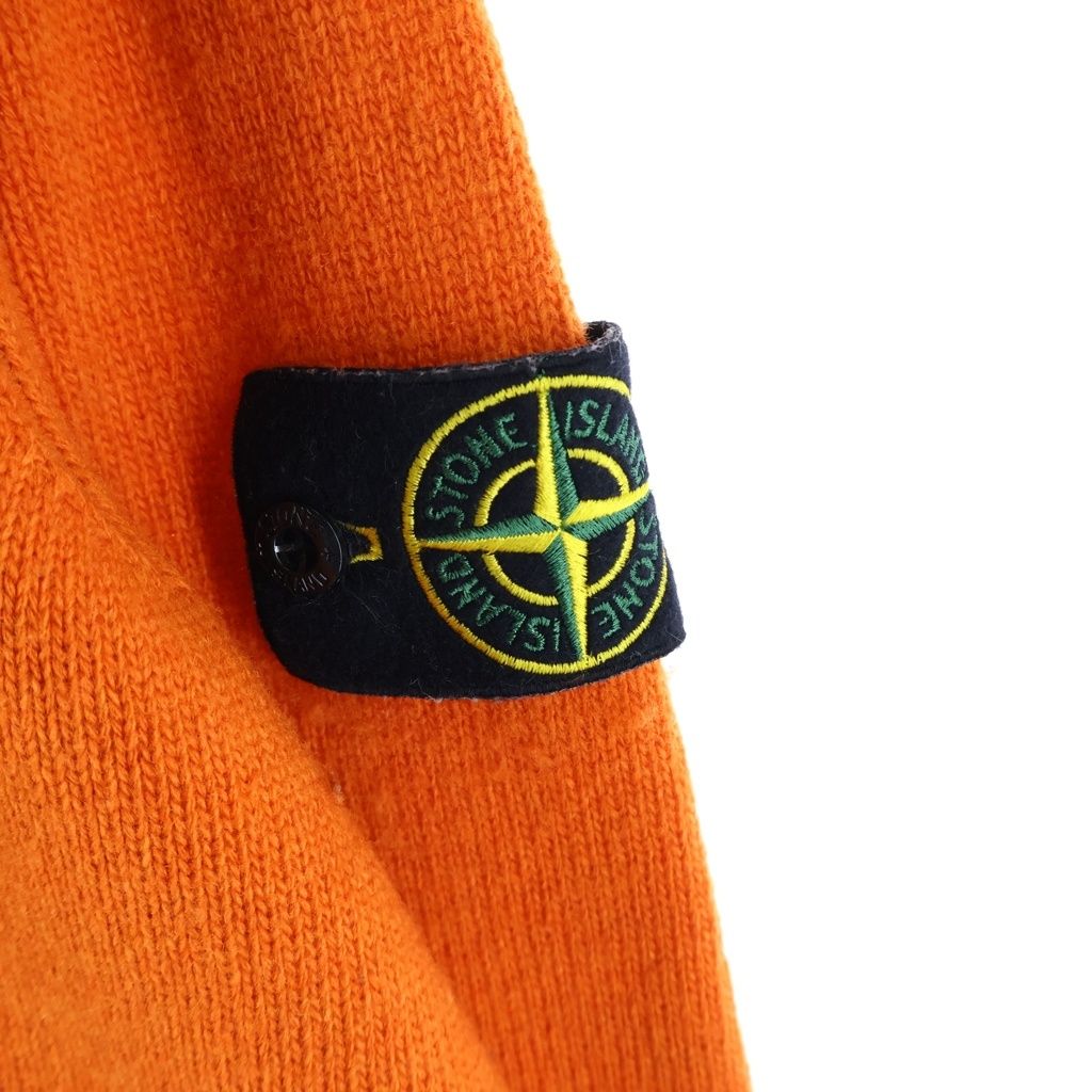 STONE  ストーンアイランド ロゴワッペン ニット セーター STONE ISLAND (ストーンアイランド) □ロゴワッペンクルーネック