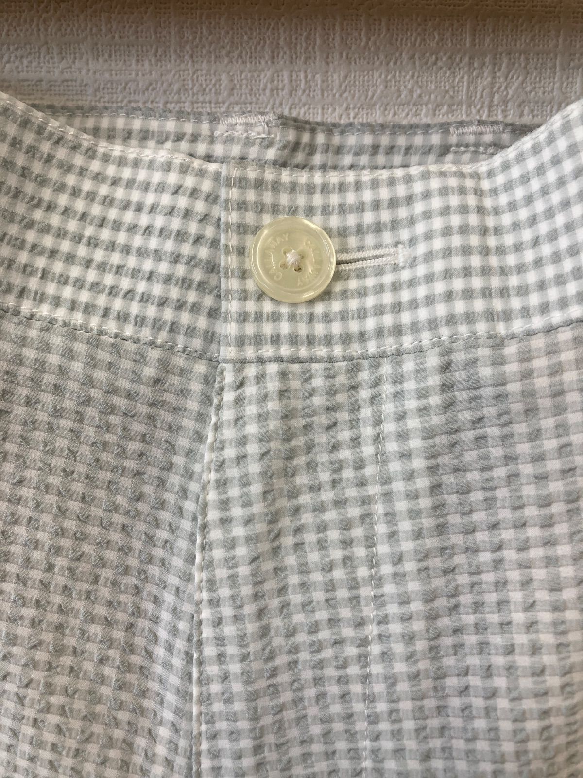 https://assets.mercari-shops-static.com/-/large/plain/2JXqmmGv2oYfunXTYQNLFq.jpg@jpg