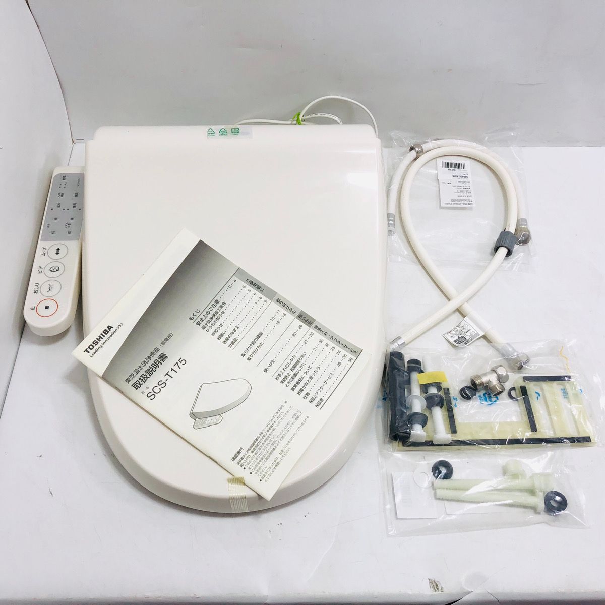 TOSHIBA 東芝　温水洗浄便座 SCS-T175