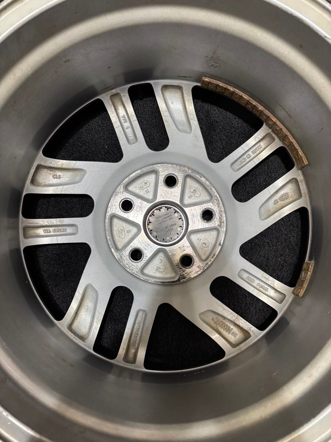 23年製　VRX2スタッドレスタイヤ 215/50R17レヴォーグ純正ホイール ☆215/50R17 BRIDGESTONE/VRX2 22年製 スバル レヴォーグ 純正 17